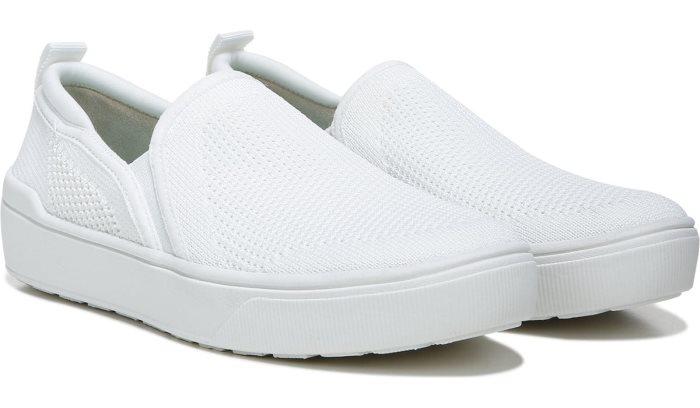 Delight Knit Lightweight Slip On Sneaker Dr Scholl\'s Delight Knit Leves Slip On Sneaker Branco | n7ylqTmX